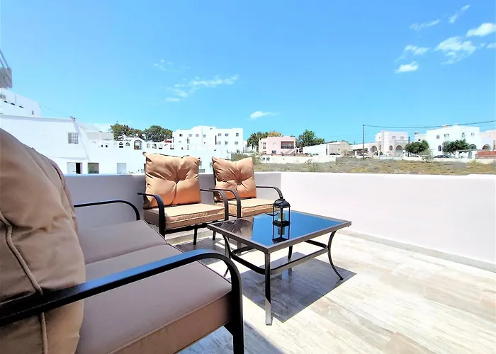 Studio Elpida Santorini