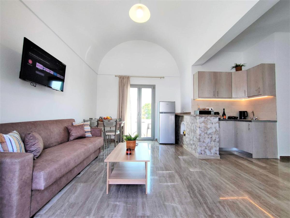 Apartment Elpida Santorini